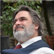 Cyrille Serio propose des cours de chant collectif